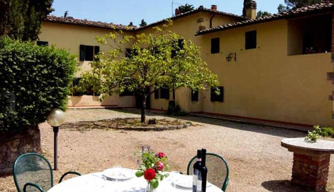 Casa Vacanze Villa Giusterna Monte Benichi Exteriör bild