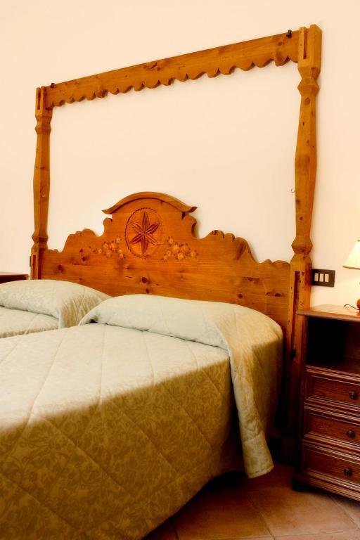 Casa Vacanze Villa Giusterna Monte Benichi Rum bild