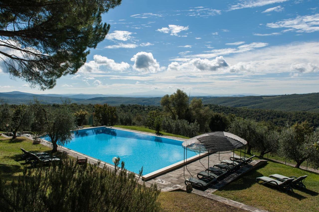 Casa Vacanze Villa Giusterna Monte Benichi Exteriör bild