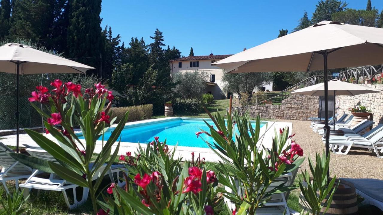 Casa Vacanze Villa Giusterna Monte Benichi Exteriör bild